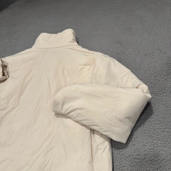 Vuori Canyon Insulated Jacket in Bone XL - Picture 10 of 16